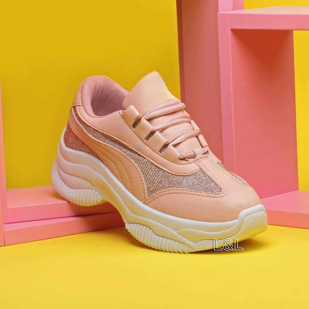 Tênis Plataforma Blogueiras Feminino Resistente e Confortável Envio Imediato