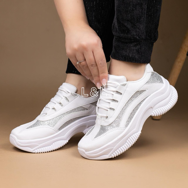 Tênis Plataforma Blogueiras Feminino Resistente e Confortável Envio Imediato